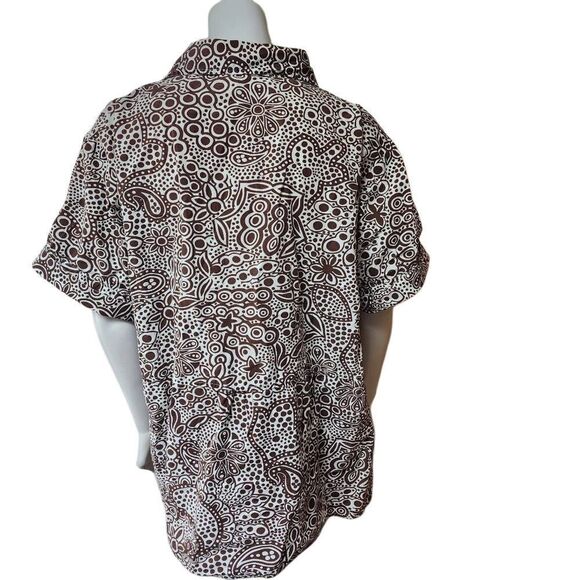 Silhouettes Brown & White Short Sleeve Button Down Shirt (2X) - Picture 4 of 5